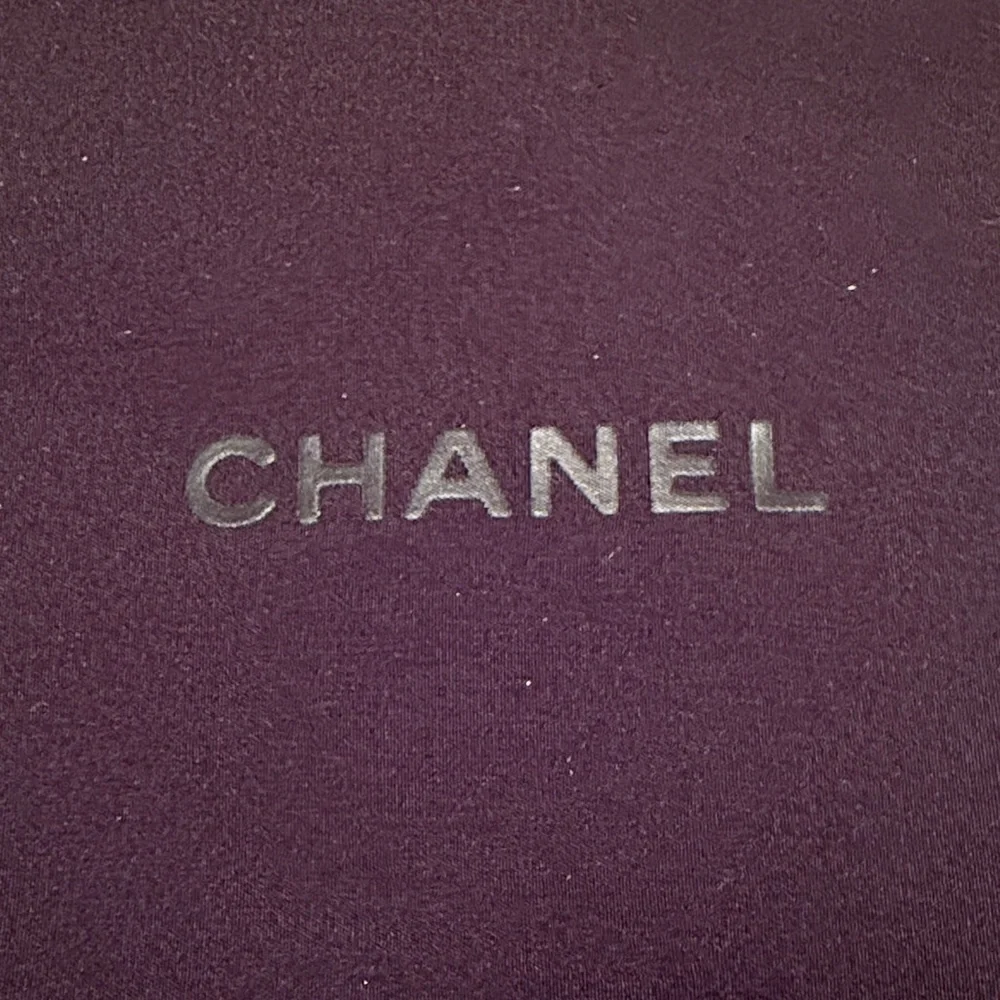 CHANEL elegant black